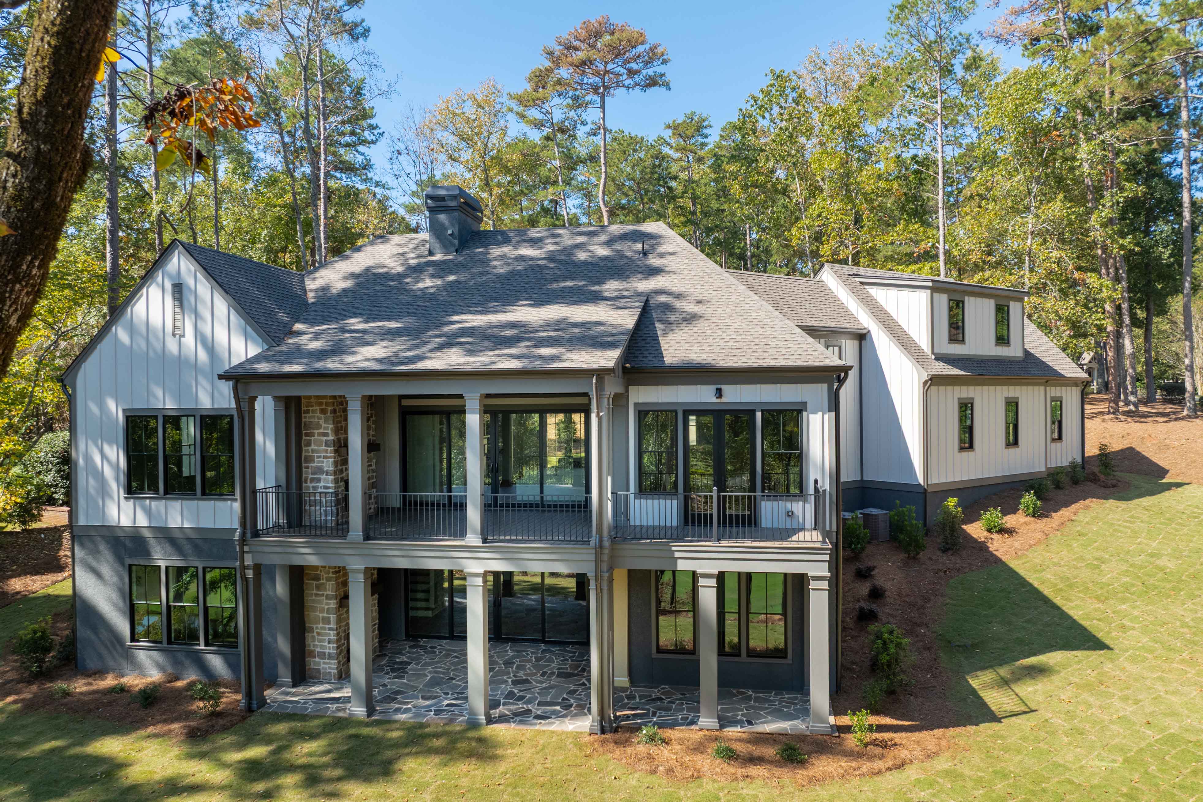 1050 Maple Ridge Way image 5